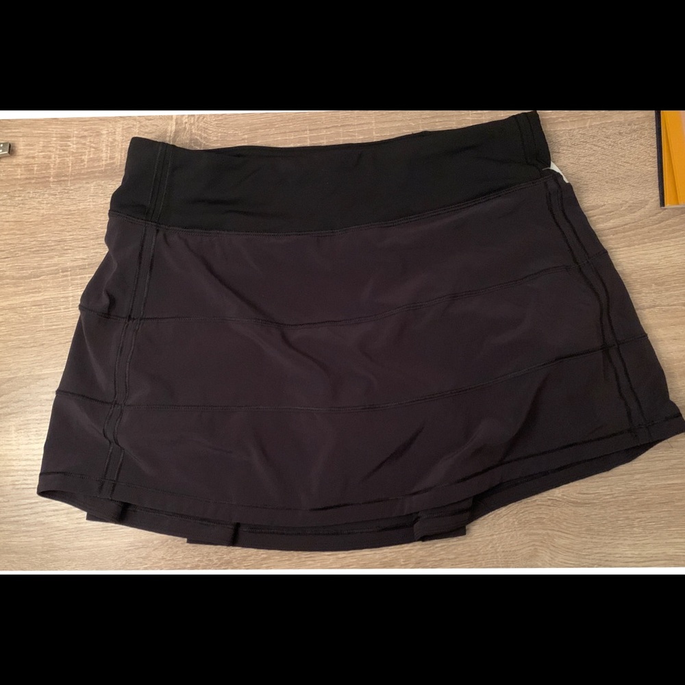 pace rival lululemon tennis skirt size 6